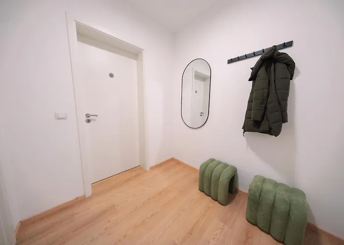 Waterfront Riverside Premium Suites By Ory Living Hamburg